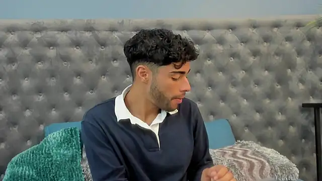 RaphaelDufort online show from 10-18-25, 05:46