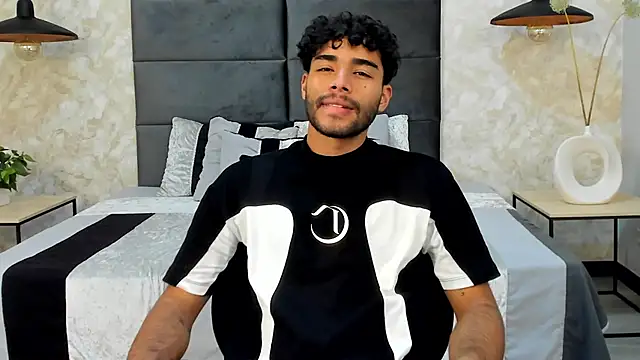 Snapshot of RaphaelDufort chatting on 11-16-25, 11:54 RaphaelDufort online show from 11-16-25, 11:54