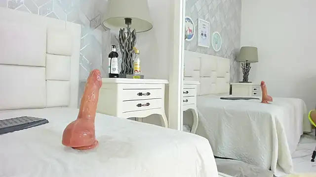 naia cox online show from 03-27-26, 08:26