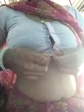 Hot-qwer online show from 02-14-26, 04:42