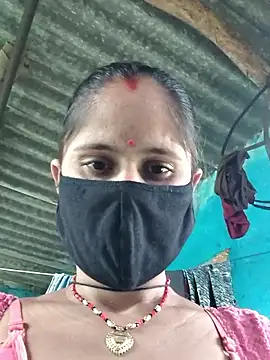 Hot-ilaiy online show from 09-11-25, 05:29