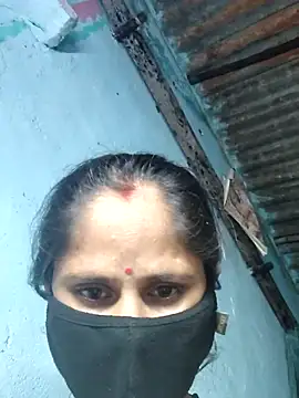 Hot-ilaiy online show from 10-01-25, 03:07