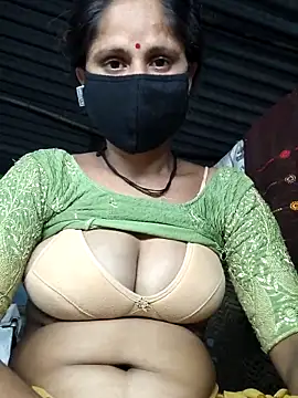 Hot-ilaiy online show from 10-07-25, 02:14