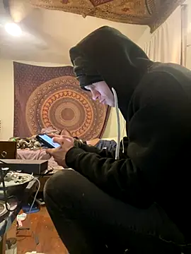 Snapshot of XanderOzzz chatting on 11-28-25, 03:31 XanderOzzz online show from 11-28-25, 03:31