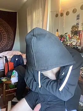 Snapshot of XanderOzzz chatting on 11-28-25, 03:36 XanderOzzz online show from 11-28-25, 03:36