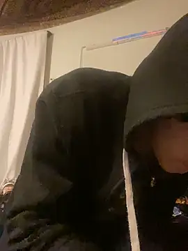 Snapshot of XanderOzzz chatting on 12-01-25, 01:21 XanderOzzz online show from 12-01-25, 01:21