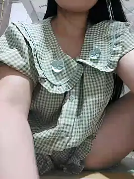 Snapshot of Laurie369 chatting on 05-31-26, 04:14 Laurie369 online show from 05-31-26, 04:14