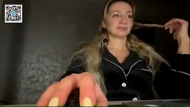 Lapussia online show from 10-21-25, 07:58