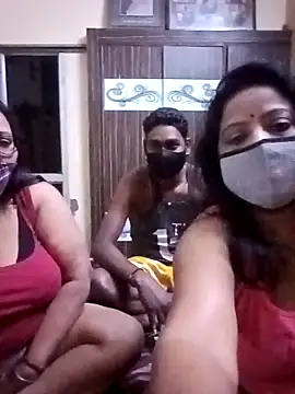 LoveOnStream online show from 02-13-26, 01:07