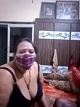 LoveOnStream online show from 02-27-26, 12:16