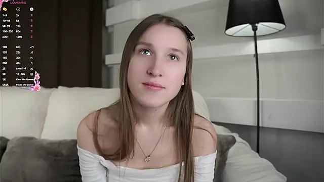 Snapshot of NanaMertins chatting on 12-16-25, 01:10 NanaMertins online show from 12-16-25, 01:10