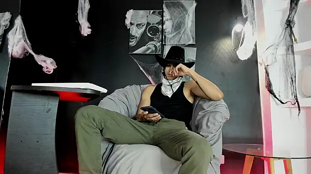 jett savage online show from 10-30-25, 01:23