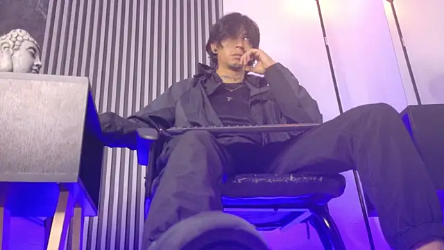 jett savage online show from 12-19-25, 02:35