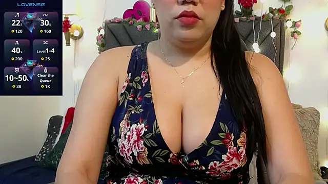 IndraKaur  online show from 06-30-26, 12:06