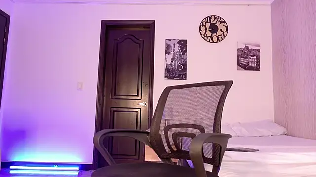 Snapshot of JothaFit chatting on 10-06-25, 01:08 JothaFit online show from 10-06-25, 01:08