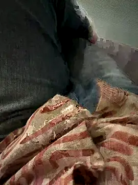 Snapshot of saumon3022 chatting on 09-17-25, 01:24 saumon3022 online show from 09-17-25, 01:24