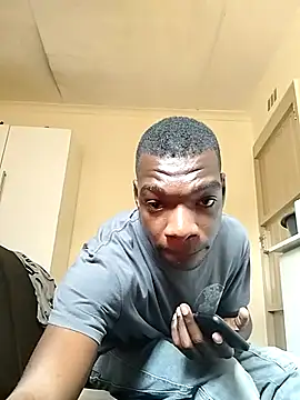 Snapshot of TmanZim2025 chatting on 09-17-25, 10:17 TmanZim2025 online show from 09-17-25, 10:17