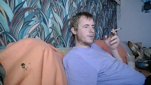 Snapshot of gaydavid chatting on 09-11-25, 09:15 gaydavid online show from 09-11-25, 09:15