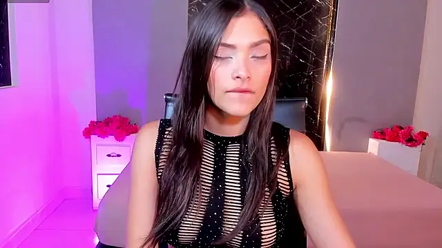 Hannacooper3 online show from 09-22-25, 07:27