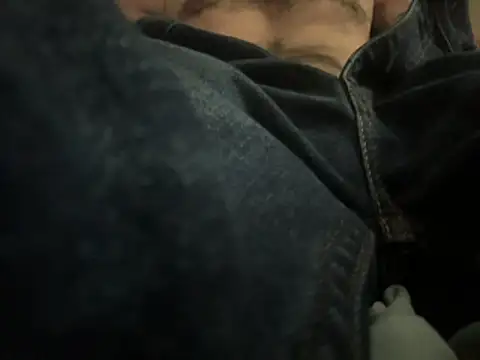 Snapshot of SmokeyKnight chatting on 02-10-26, 06:39 SmokeyKnight online show from 02-10-26, 06:39