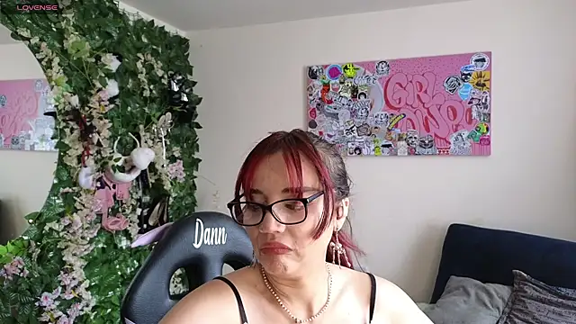 MiaVelvetDoll online show from 05-23-26, 02:43