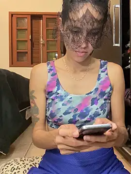 Snapshot of Goddesmyy chatting on 10-08-25, 06:27 Goddesmyy online show from 10-08-25, 06:27