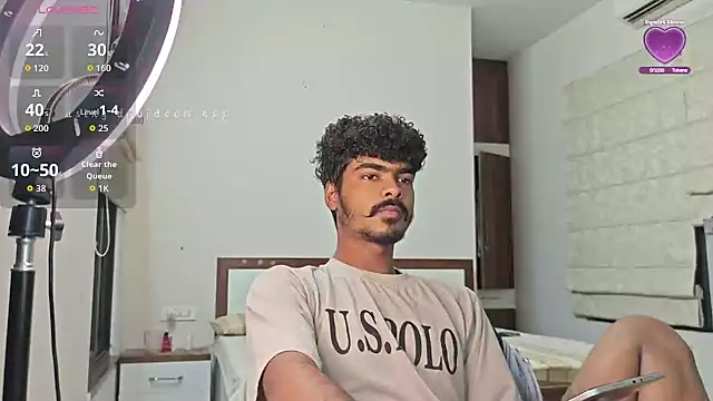 Snapshot of mrbuddy85 chatting on 09-15-25, 03:34 mrbuddy85 online show from 09-15-25, 03:34