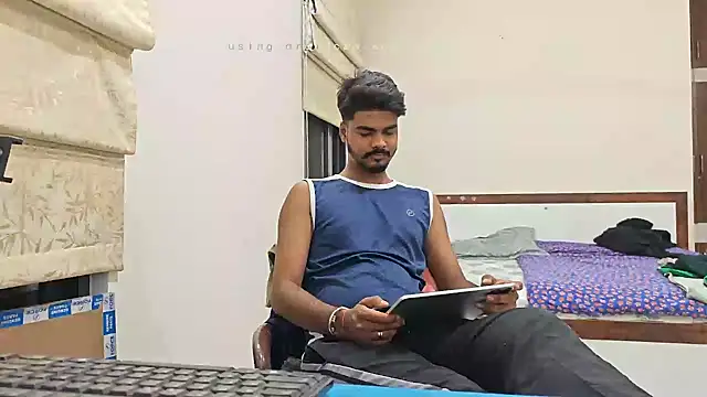 Snapshot of mrbuddy85 chatting on 11-06-25, 05:25 mrbuddy85 online show from 11-06-25, 05:25