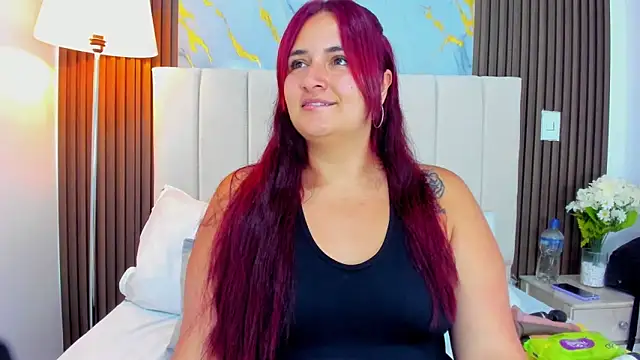 Victoria Guzman online show from 04-27-26, 03:21