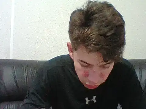 Snapshot of Maxtaylor18 chatting on 11-04-25, 10:09 Maxtaylor18 online show from 11-04-25, 10:09