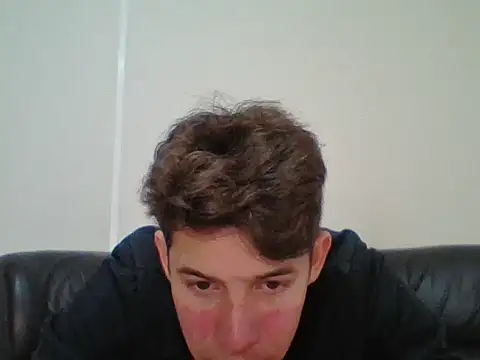 Snapshot of Maxtaylor18 chatting on 11-11-25, 04:12 Maxtaylor18 online show from 11-11-25, 04:12