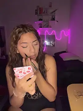 SoftLady S33 online show from 04-24-26, 02:58