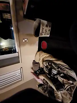 jmoney1219 online show from 12-21-25, 08:10