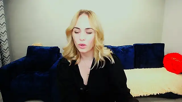 LiluMoon   online show from 06-28-26, 03:18