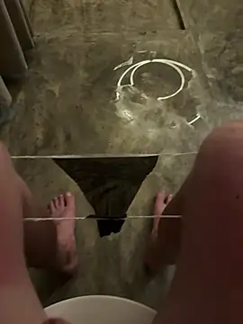 Snapshot of myPriority01 chatting on 11-14-25, 03:33 myPriority01 online show from 11-14-25, 03:33