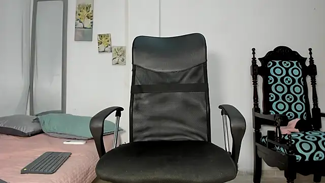 tyler twink boy online show from 04-26-26, 12:58