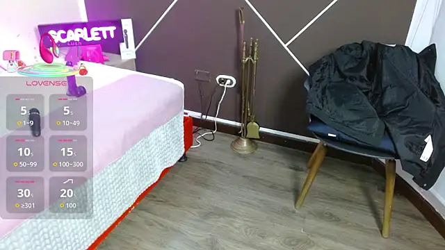 ScarletHott  online show from 11-04-25, 11:53