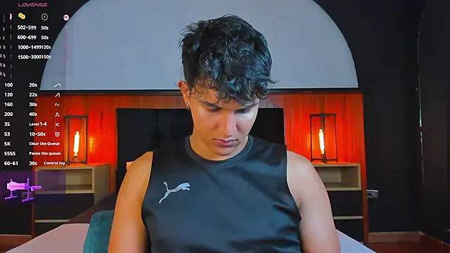 Leo Savage  online show from 04-27-26, 04:10