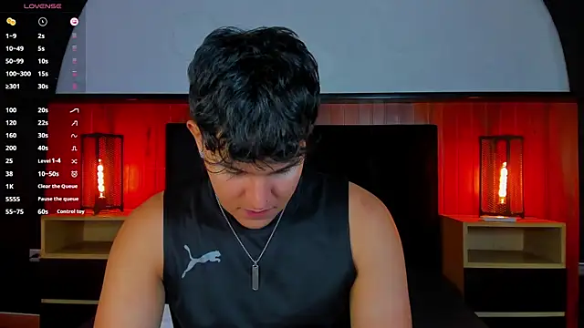 Leo Savage  online show from 06-09-26, 04:24