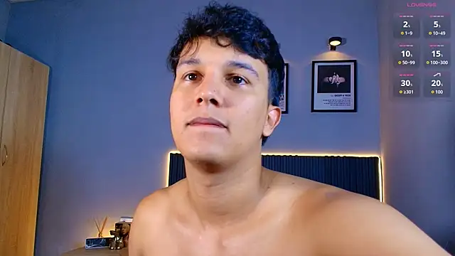 Leo Savage  online show from 07-27-26, 03:02