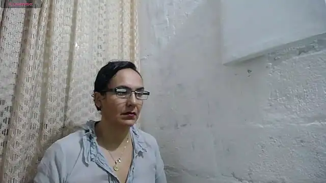 gabbyparker  online show from 09-10-25, 09:31