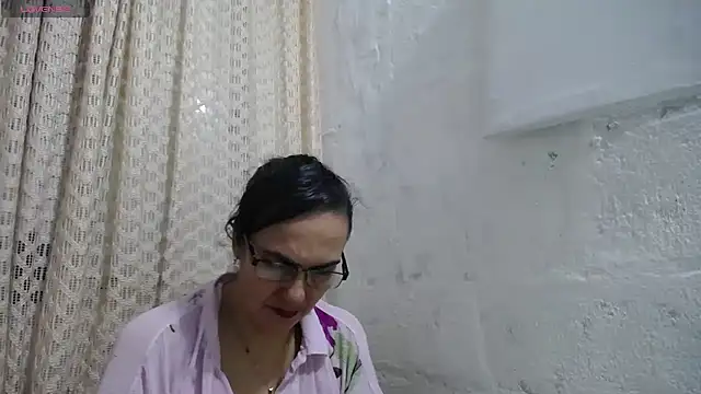 gabbyparker  online show from 09-17-25, 09:33