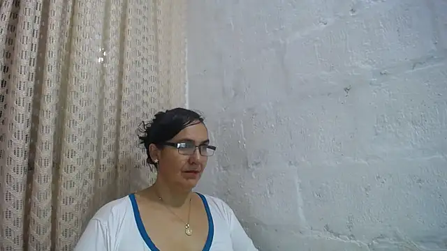 gabbyparker  online show from 04-22-26, 09:44