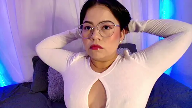 LilyRousee online show from 04-24-26, 03:09