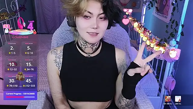 GothXRaven online show from 12-17-25, 11:38