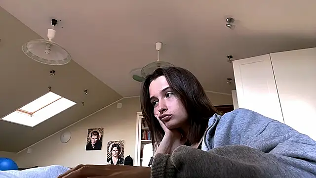 Snapshot of DarlineBrustera chatting on 09-13-25, 02:17 DarlineBrustera online show from 09-13-25, 02:17