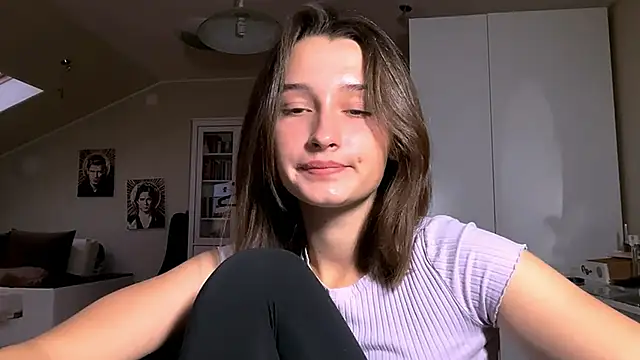 Snapshot of DarlineBrustera chatting on 10-10-25, 02:27 DarlineBrustera online show from 10-10-25, 02:27