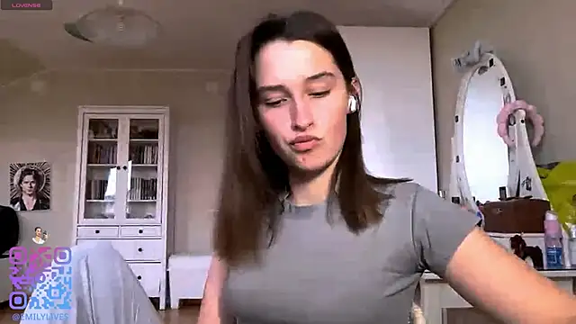 Snapshot of DarlineBrustera chatting on 02-22-26, 02:04 DarlineBrustera online show from 02-22-26, 02:04