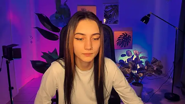 olivianorton online show from 09-18-25, 09:33