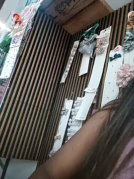 hotshreya69 online show from 11-05-25, 09:09